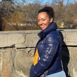 Meet your Posher, Gabriella